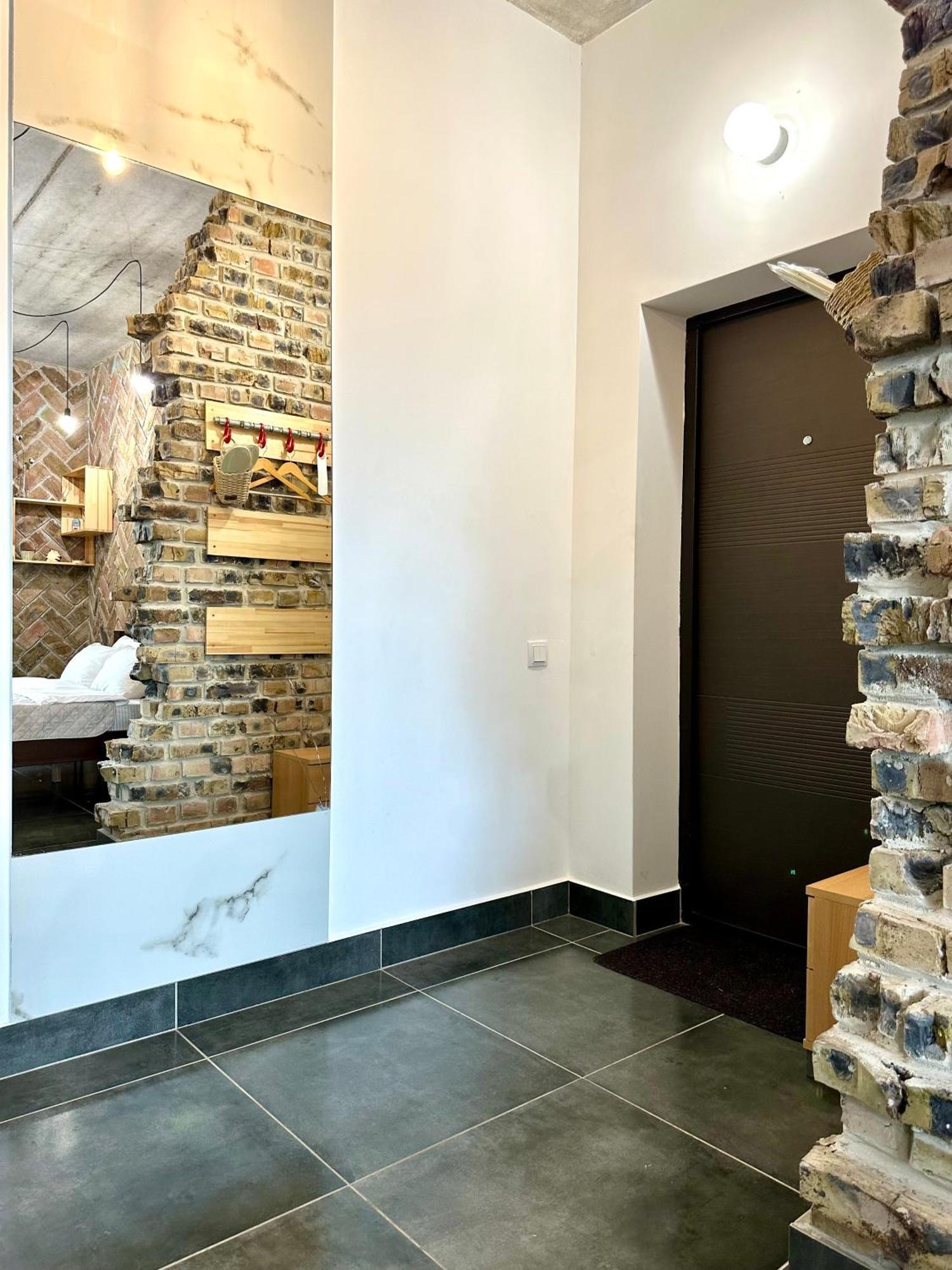 Comfortable Apartments With A Coffee Machine In The City Centre, Zlata Plaza Rivne Esterno foto
